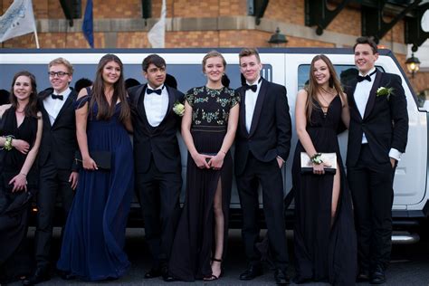 27 Leading Prom After Party Ideas For A Night To Remember