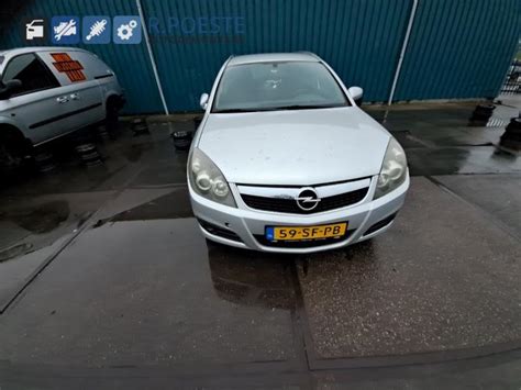 Opel Vectra C Caravan 2 2 DIG 16V Schrottauto 2005 Grau