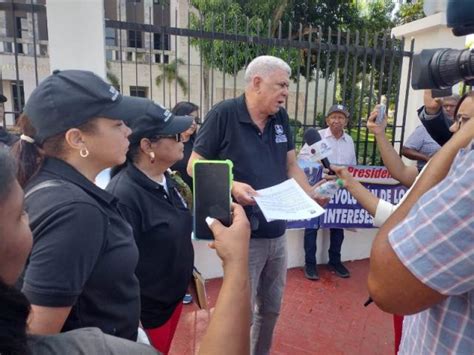 Contratistas Del Minerd Solicitan Abinader Que Intervengan En Los Pagos