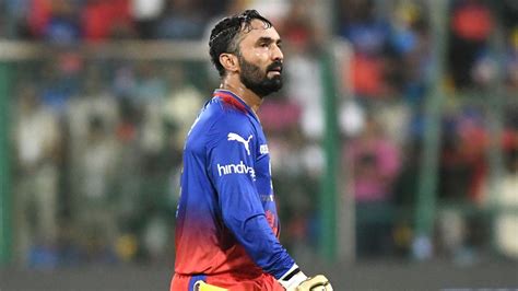 Ipl 2024 Dinesh Karthik Becomes Third Player To Play 250 Matches After