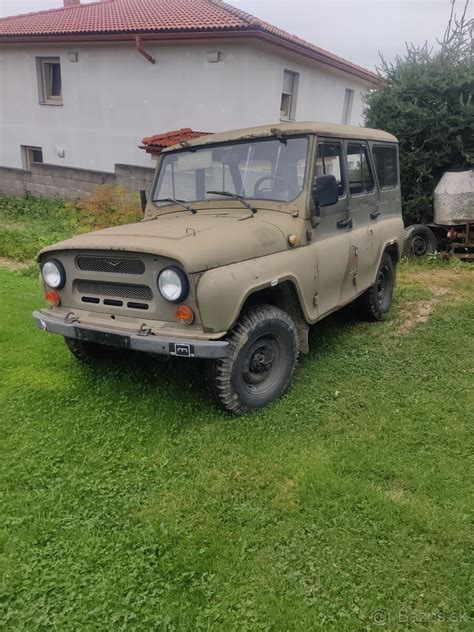 Pred M Uaz N Mestovo Bazo Sk