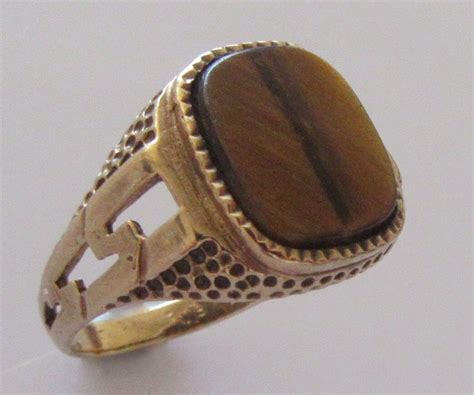 9ct Gold Tigers Eye Signet Ring Size Q Or USA 8