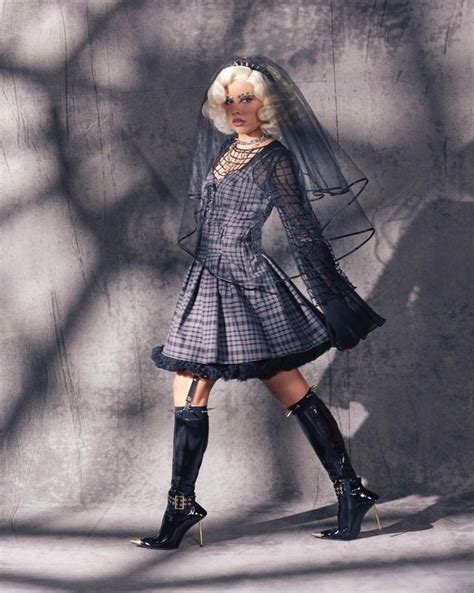 Xochitl Gomez Celebrities Hot Topic Influencer