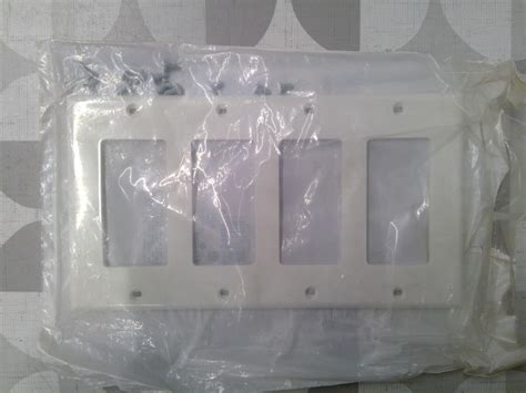 Leviton 80412 Nw 4 Gang Decoragfci Nylon Wallplate White Free Shipping Ebay