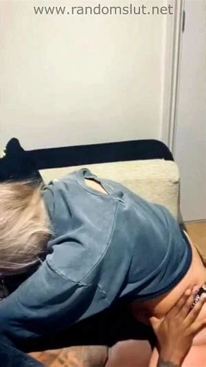 Hotwifeを視聴 Doggy Hotwife Missonary Porn SpankBang