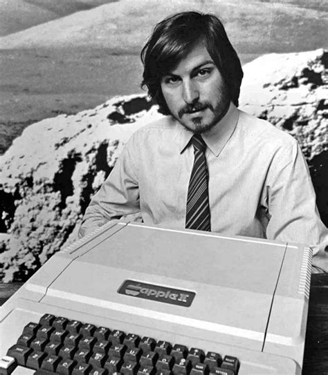 Steve Jobs called his company Apple for bizarre reason and tried to ...