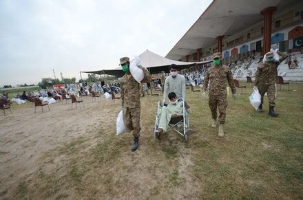 Pakistan Army Donated Food Amid Lockdown Peshawar Khyber Pakhtunkhwa