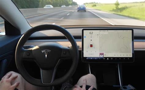 Tesla Pubblica Un Nuovo Video Sulle Capacit Del Suo Software Full Self