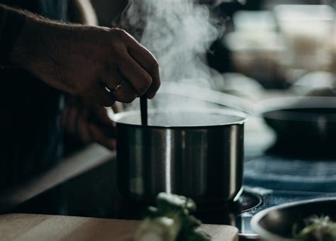 Pourquoi tester la cocotte en fonte pour cuire vos préparations Le