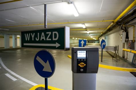 Parkingi Podziemne Zarz D Dr G Miejskich W Warszawie