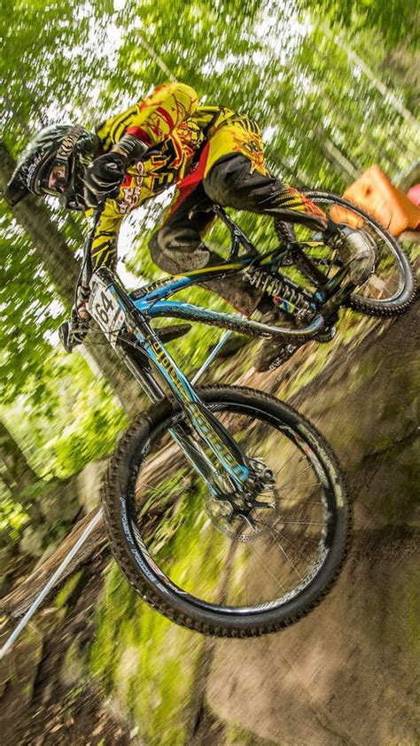 Mtb Phone Wallpapers Top Free Mtb Phone Backgrounds Wallpaperaccess