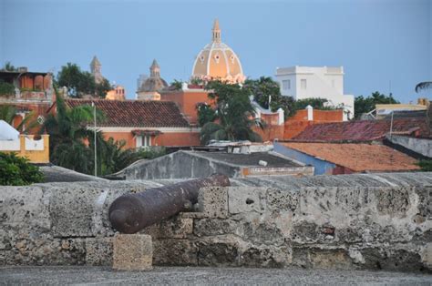 7 Murallas Downtowncartagenaasseenfromitssurroundingwalls