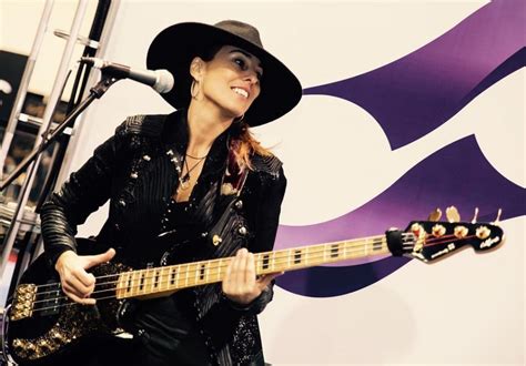 Who Are The Best Female Bass Players In History?