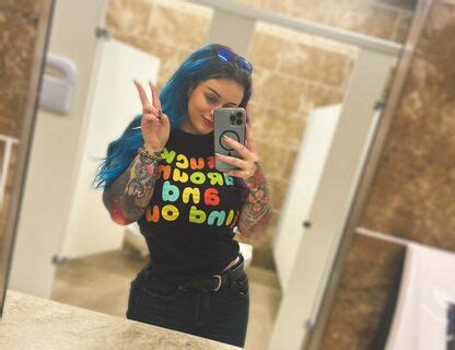 EmeryEXP EmeryPan Nude OnlyFans NudoStar TV