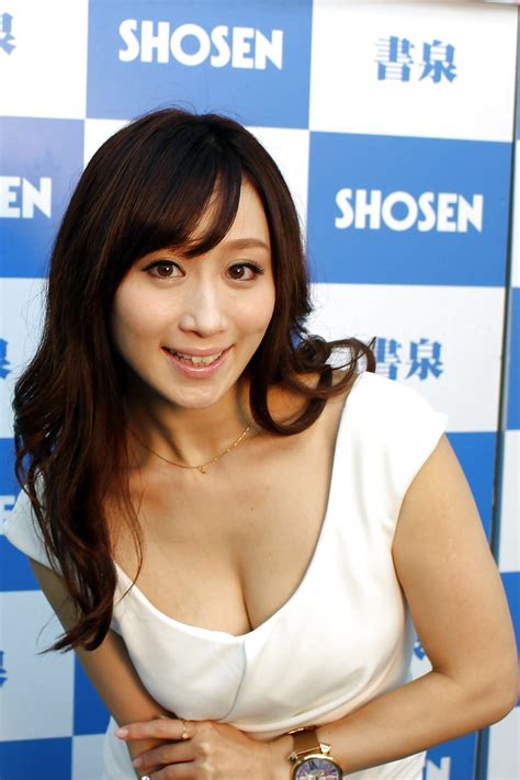 Yuu Kawakami Cute And Horny Japanese Milf Photo X Vid