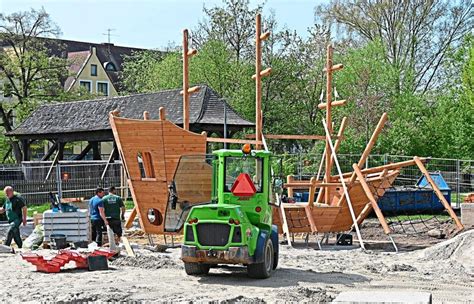 Spielplatz F R Schwandorfs Stadtpark Bis Ende Juni Sollen Arbeiten