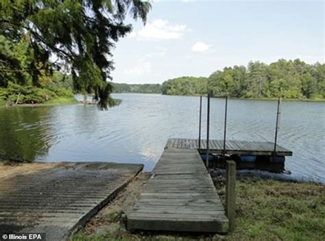 Nashville Dam Is About To Burst With Residents Of Nearby Illinois Town