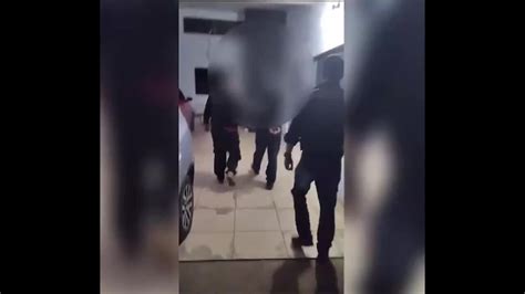 Vídeo Foragido Por Estuprar A Filha Homem é Preso Suspeito De Abusar