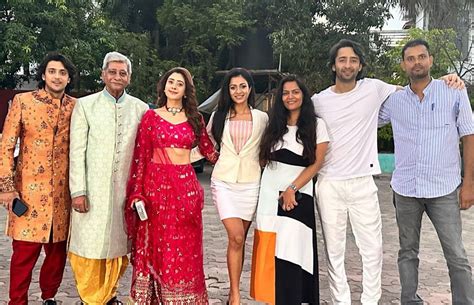 Rajan Shahi S Woh Toh Hai Albela Wraps Up The Shoot Check Out The