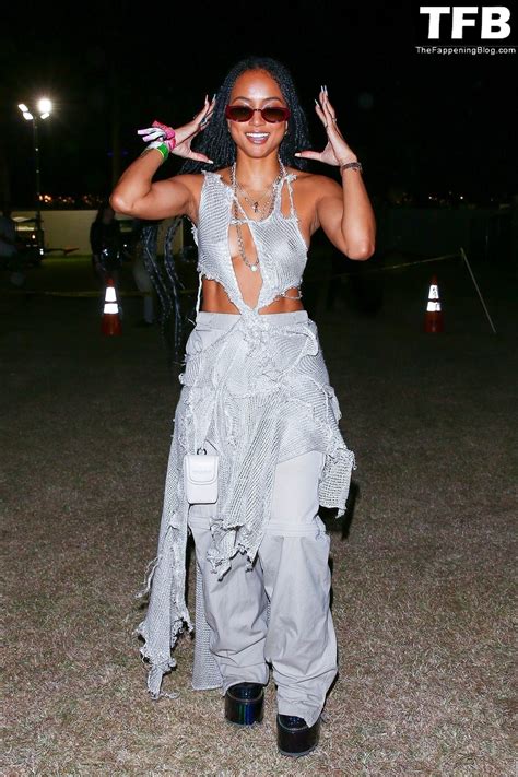 Karrueche Tran Flashes Her Nude Tits As She Exits Day One Of Coachella Photos Thefappening