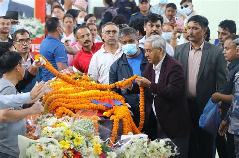 नेम्वाङलाई श्रद्धाञ्जली दिन प्रधानमन्त्रीसहित शीर्ष नेताहरू च्यासलमा