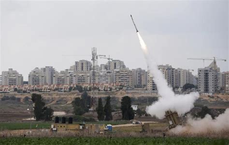 Israels Iron Dome Defense System Can Knock 15 Rockets Out Of The Sky