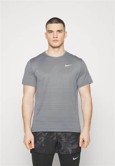 Nike Performance Miler Breathe Sport T Shirt Smoke Grey Grijs