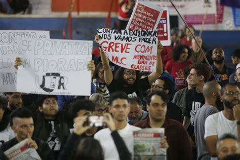 Em Dia De Greve Linha Privatizada E Elogiada Apresenta Falhas