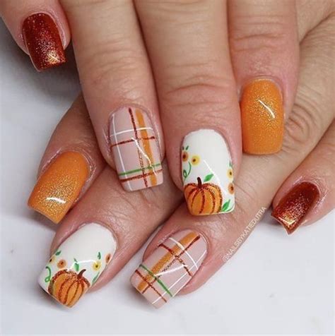 Pin by Amayi Fllores on uñas Thanksgiving nail art Thanksgiving nail