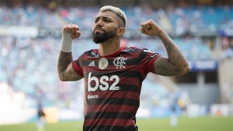 Além De Zico Gabigol Supera Marcas De Outros Craques No Brasileiro