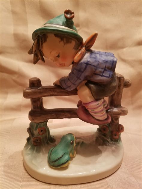 History of Hummel Figurines -How to Value Old Hummel Figurines | A