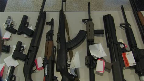 Chicago Police Recover Nearly 5200 Illegal Guns So Far In 2018 Abc7 Chicago