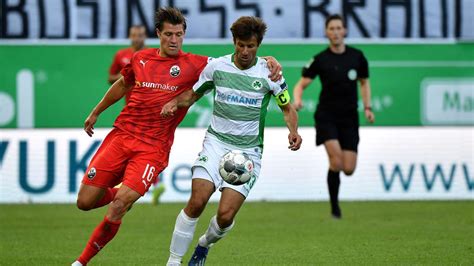 Spvgg Greuther F Rth Gegen Sv Sandhausen Fotos