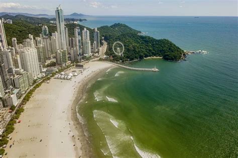 Diario Hoy Coliformes Fecales En Playa De Cambori Destino De