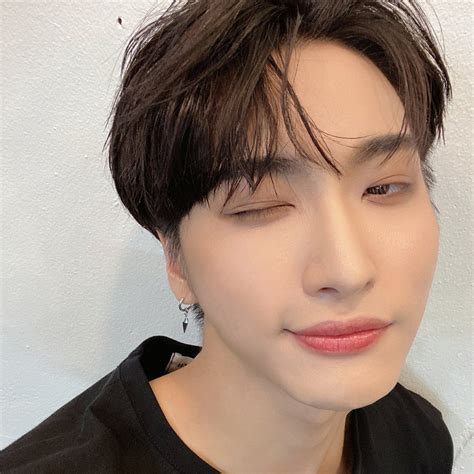 Seonghwa Ateez Icon Selca Pearl Earrings Icons Park Boom Quick