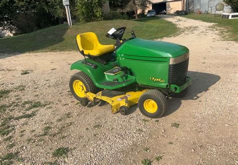 John Deere Lx Aws Lawn Tractor Hp V Twin Deck All Wheel