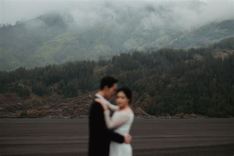 BROMO Prewedding Of RESTI BETA ANTZCREATOR Bridestory