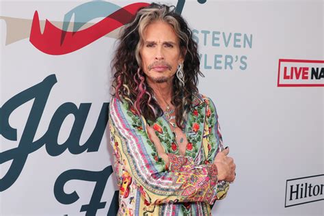 Aerosmiths Steven Tyler Sued For Sexual Assaulting Teen Girl In The 70s