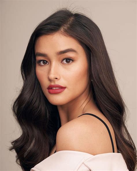 𝐋𝐢𝐳𝐚 𝐒𝐨𝐛𝐞𝐫𝐚𝐧𝐨 Wedding Hair And Makeup Day Makeup Looks Liza Soberano