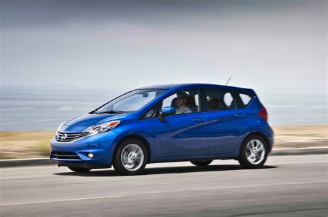 2014 Nissan Versa Note Sv With Sl Tech Package First Test Motor Trend