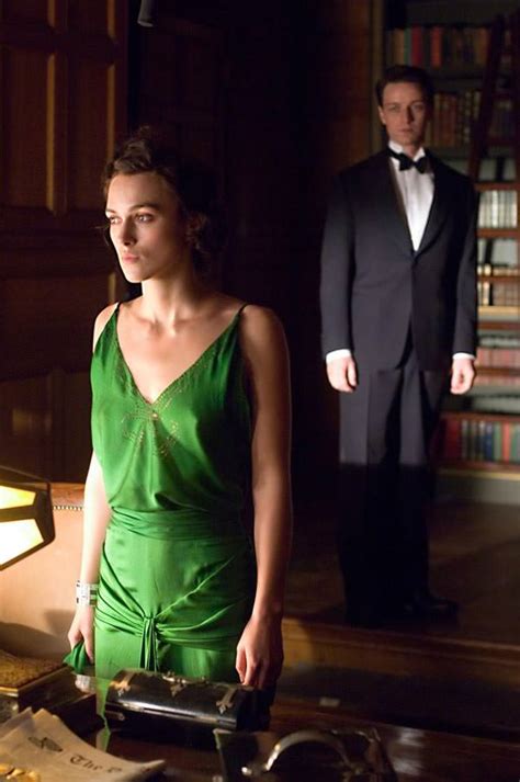 One Iconic Look Keira Knightleys Green Gown In Atonement 2007