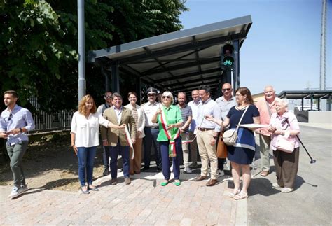 Castello Inaugurato Il Sottopasso Ferroviario Opera Con Un Anima