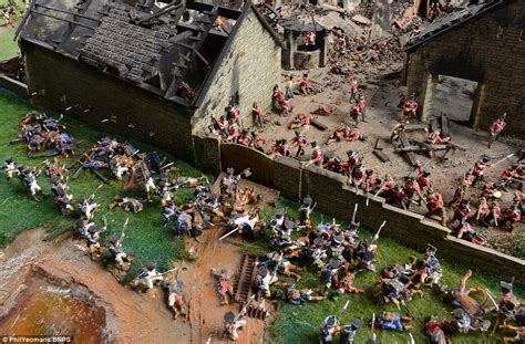 Model and miniature diorama shows extent of the battle of Waterloo ...