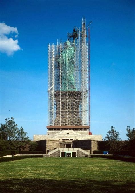 Statue of Liberty history: See the landmark like you've never seen her before (1886) - Click ...