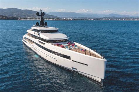 Crn Motor Yacht Rio To Premiere At The Monaco Yacht Show Yacht