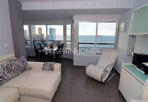 Renovated and Stylish Beachfront Apartments Benidorm Alicante