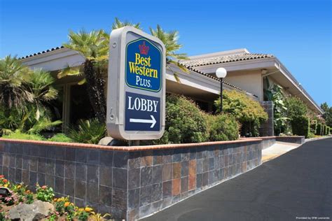 Top 12 Luxury Hotels in Fresno, CA - That All Ages Love!