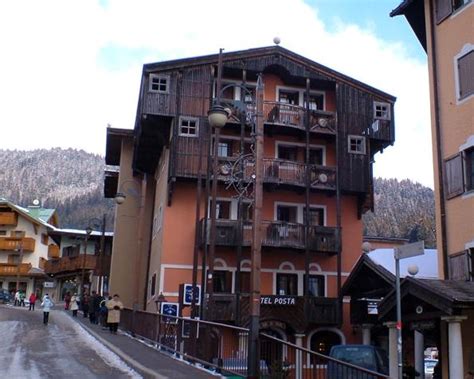 Hotel Residence Posta Madonna Di Campiglio Italija Mountvacation Si