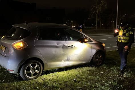 Twee Gewonden Na Aanrijding Tussen Auto En Scooter Dijkstraat In Beek