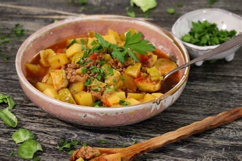 Bauerntopf Mit Rosenkohl Einfaches Eintopf Rezept